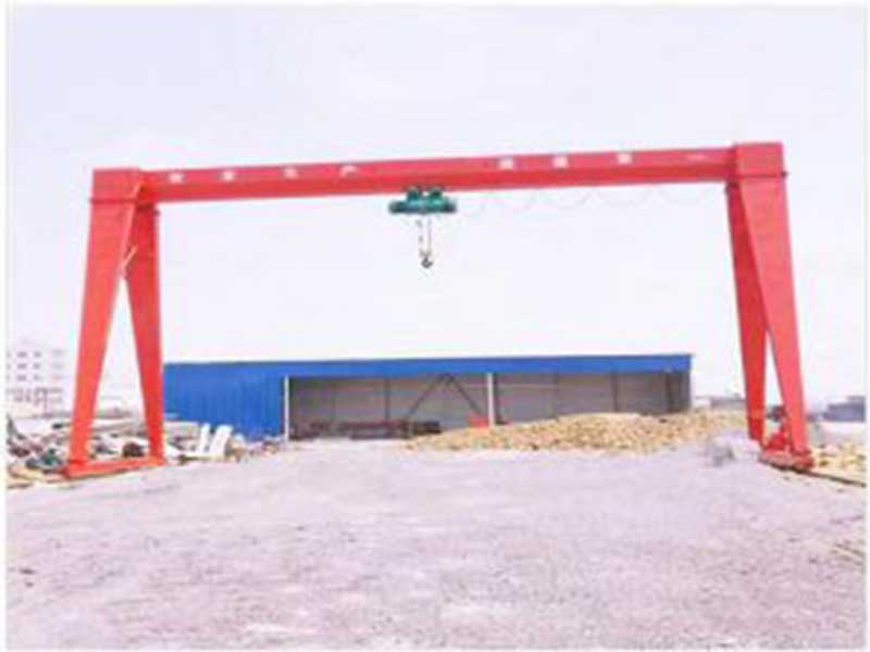 通用單梁門(mén)式起重機(jī) 燃油燃?xì)忮仩t
